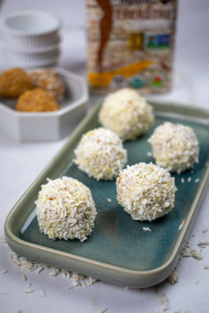 🥥🥥🥥 8-Ingredient Healthy, Easy + Vegan No-Bake Raffaello Coconut Truffles: Hello You Want This